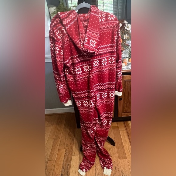 Pajamas Winter One Piece Fleece Snow Print Adult Pajamas❄️❄️ - Picture 8 of 8